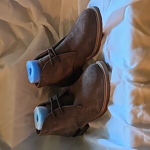 Hush puppies Chukka boot brand new